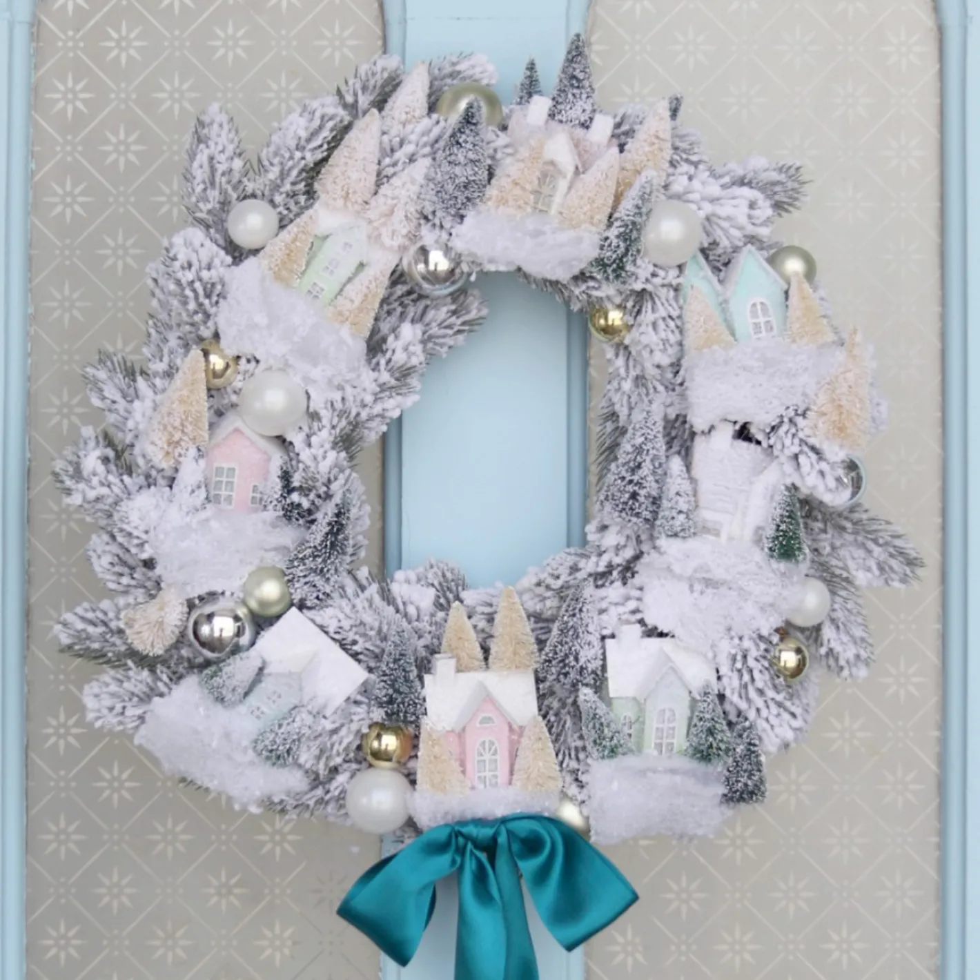 Cody Foster Co Cody Foster 18" Frosted Village Vintage Inspired Putz Christmas House Wreath CD-1965 Discount