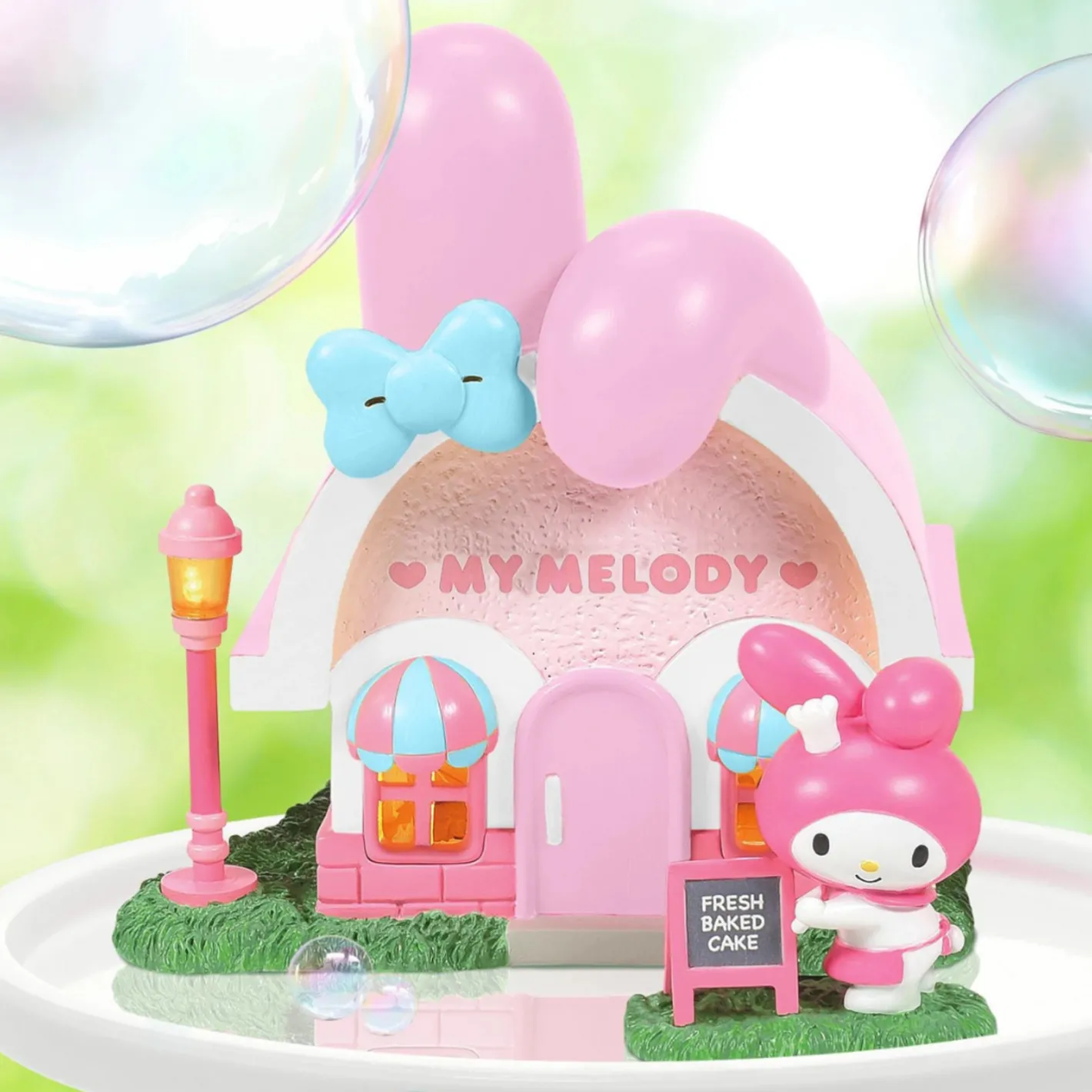 Department 56 Sanrio Hello Kitty Village My Melody's Bakery Building 6014719 Outlet