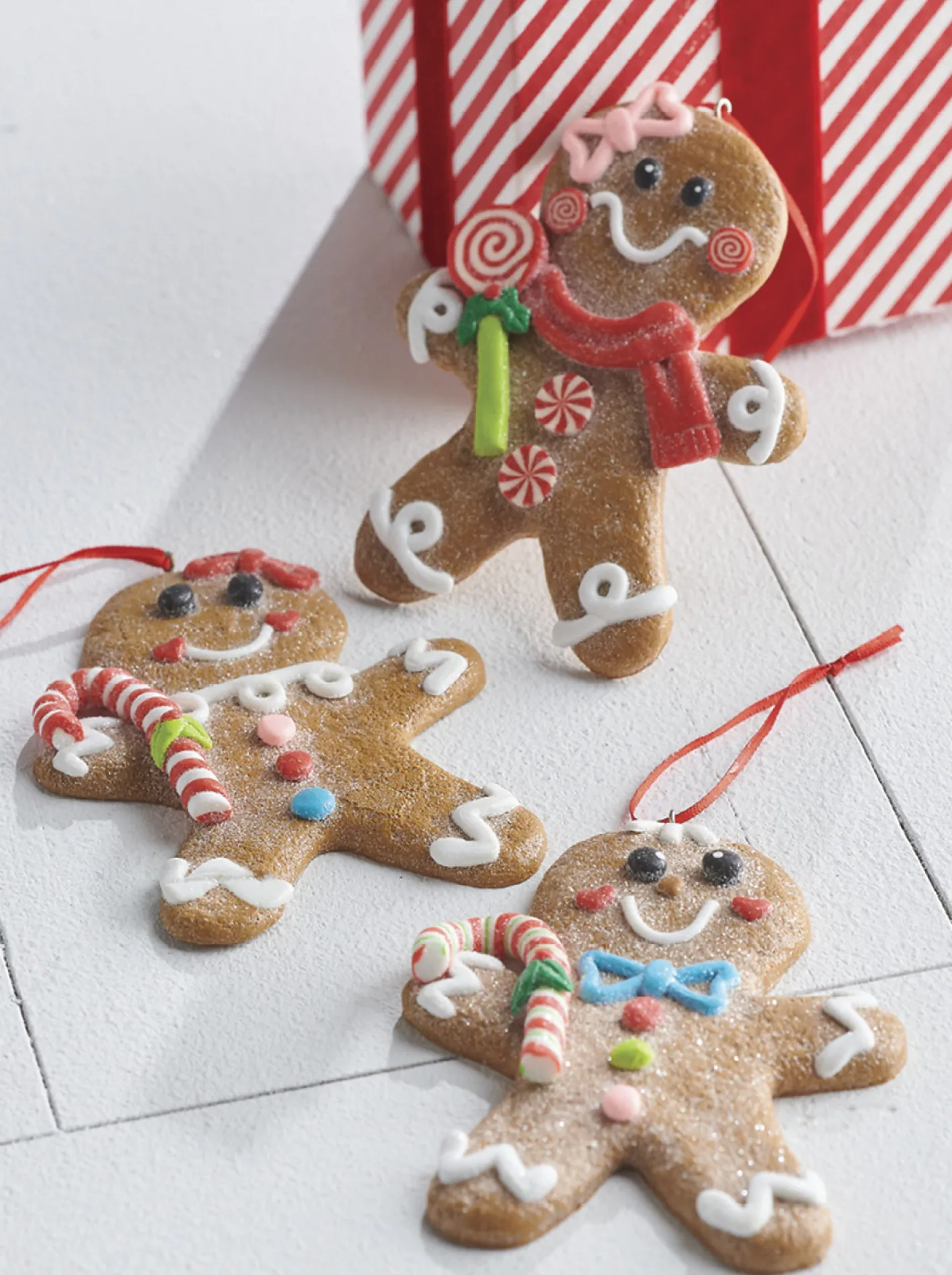 Raz Imports Raz 5" Decorated Gingerbread Boy or Girl Christmas Ornament 4015547 Online