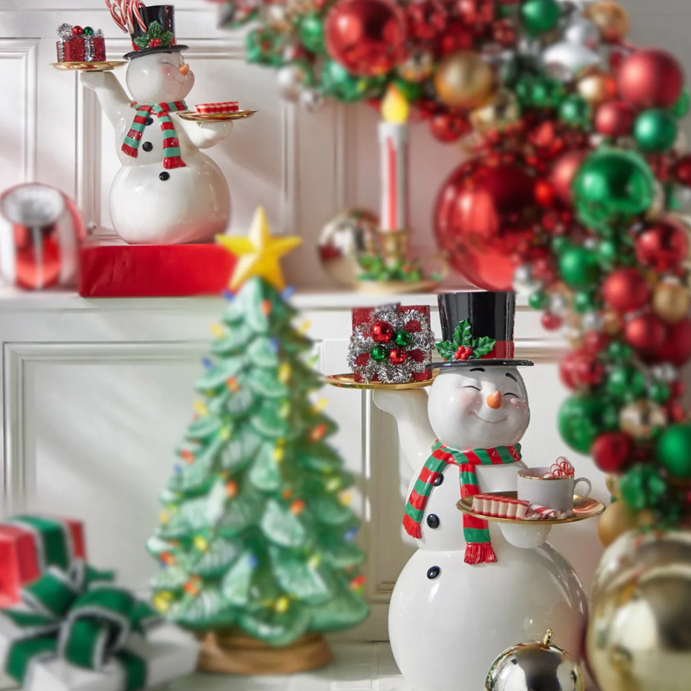 Raz Imports Raz 16" or 25" Large Retro Snowman Cake Plate Christmas Decoration New