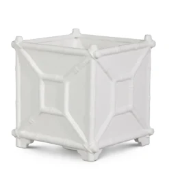 Raz Imports Raz 6 or 8.5