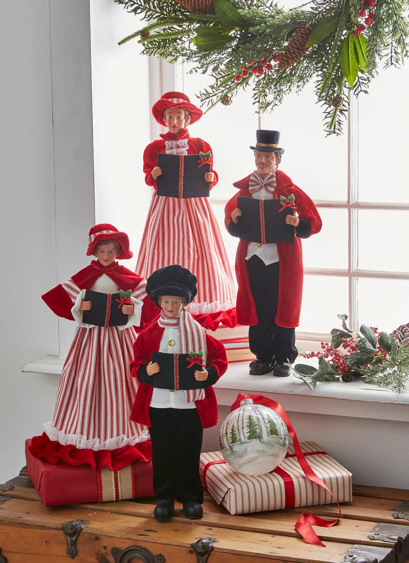 Raz Imports Raz 17.75" Red, White, and Black Carolers Family Christmas Decoration 4322101 Hot