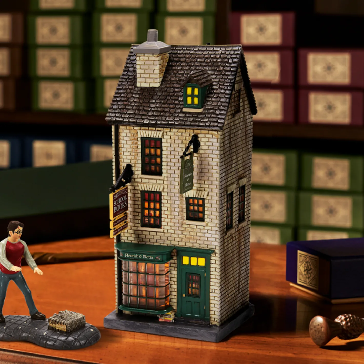 Department 56 Harry Potter Village Flourish and Blotts Building 6010455 Sale