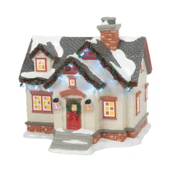 Department 56 Snow Village The Peanuts House Set 6007629 Clearance