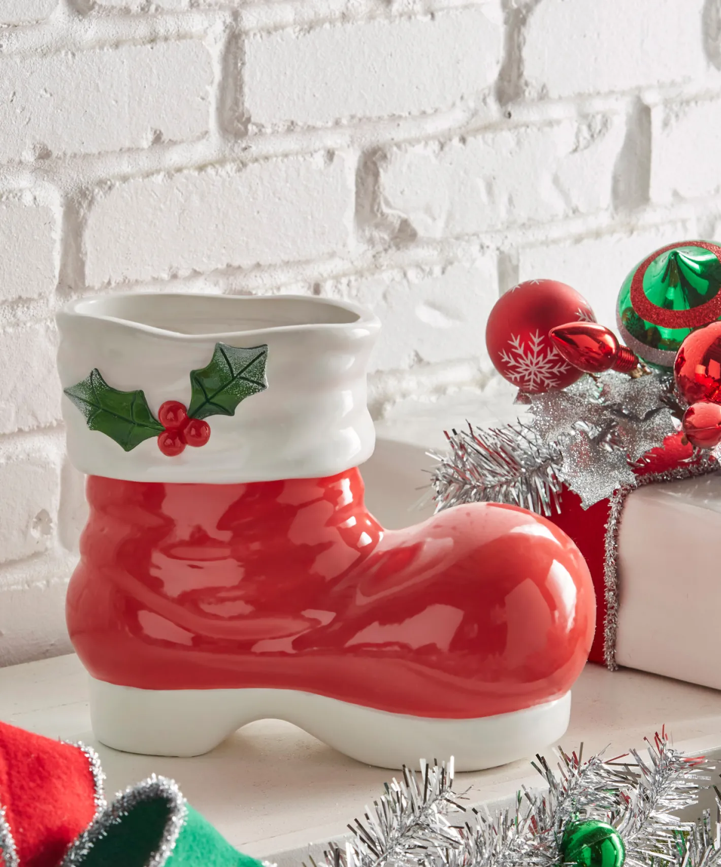 Raz Imports Raz 10" Red Santa Boot Christmas Vase or Figure 4457652