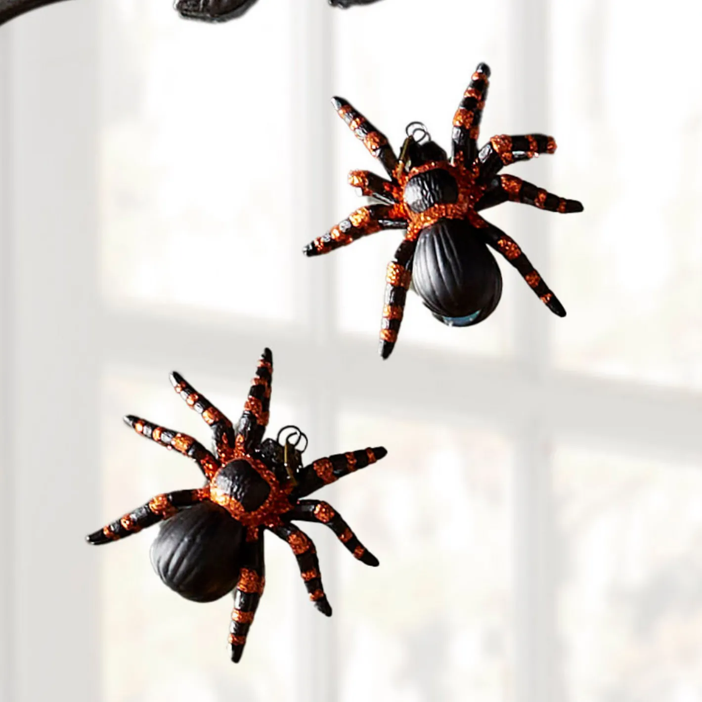 Raz Imports Raz Eric Cortina 4" Along Came A Spider Glass Halloween Ornament 4453115 New