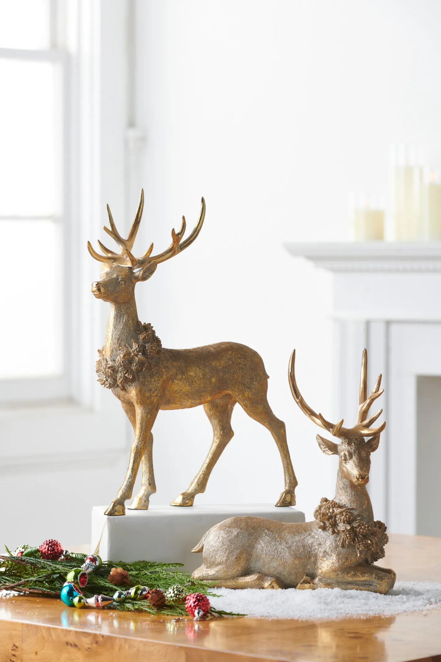 Raz Imports Raz Gold Deer with Christmas Wreath Figure Set of 2 4211148 Hot